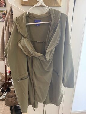 Seraphine baby wearing 3 in one hoodie - olive medium